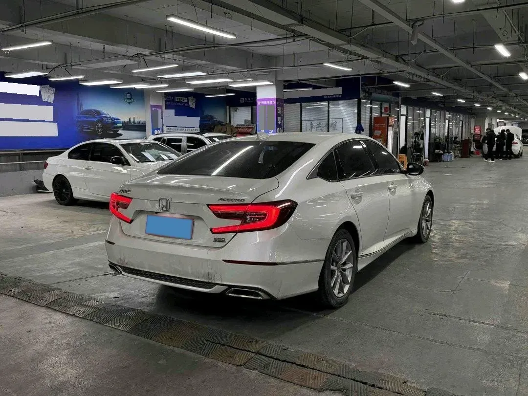 2022 Honda Accord 1.5T 194HP L4 CVT,autocango,china used car exporter,china ev exporter,chinese used car exporter,chinese used ev exporter