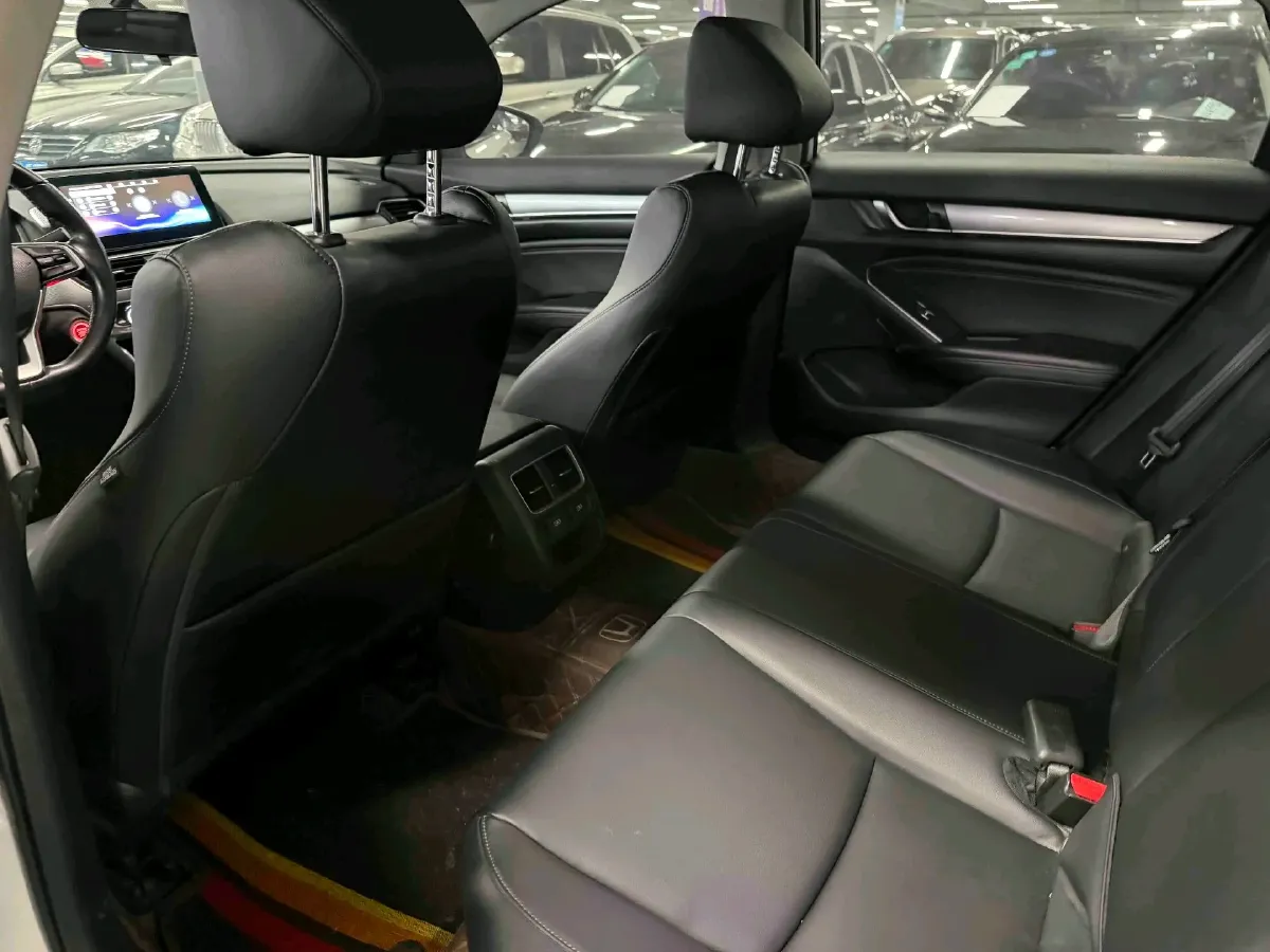 2022 Honda Accord 1.5T 194HP L4 CVT,autocango,china used car exporter,china ev exporter,chinese used car exporter,chinese used ev exporter