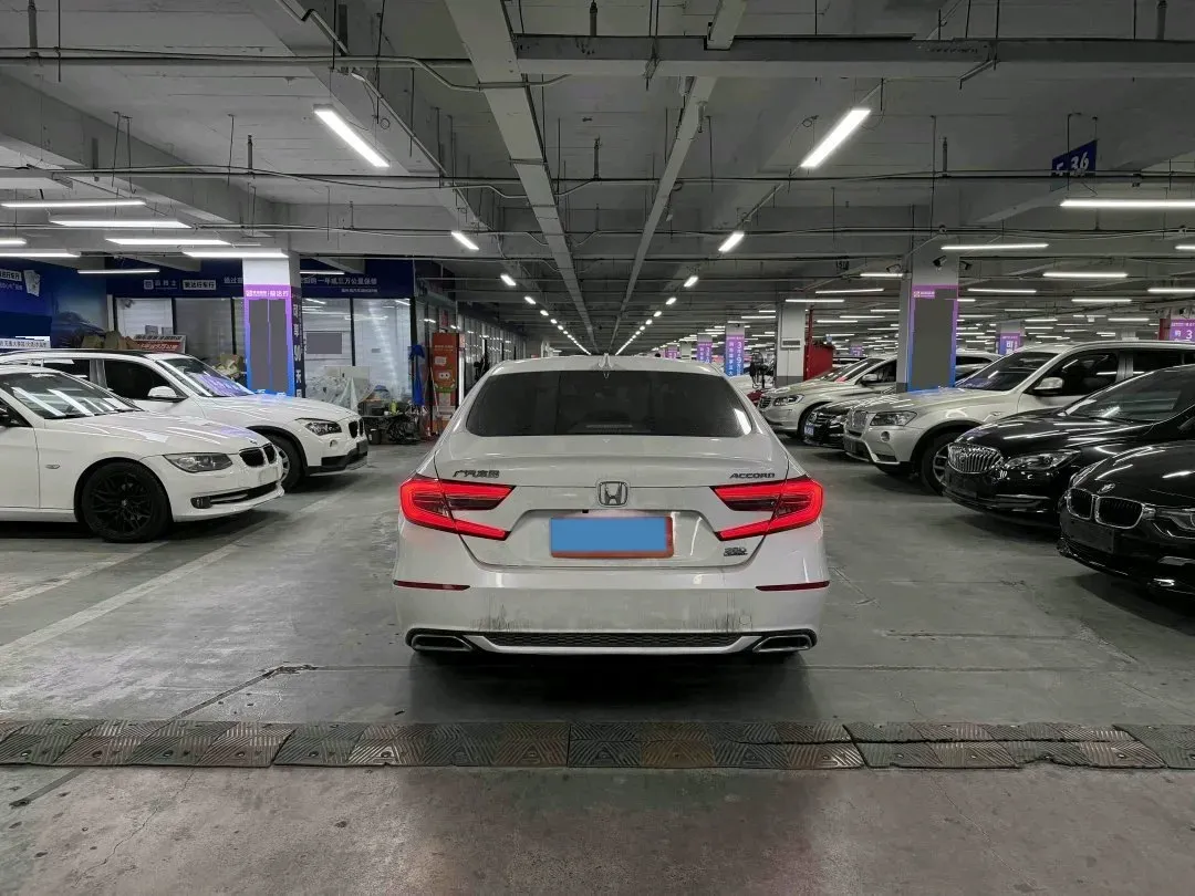 2022 Honda Accord 1.5T 194HP L4 CVT,autocango,china used car exporter,china ev exporter,chinese used car exporter,chinese used ev exporter