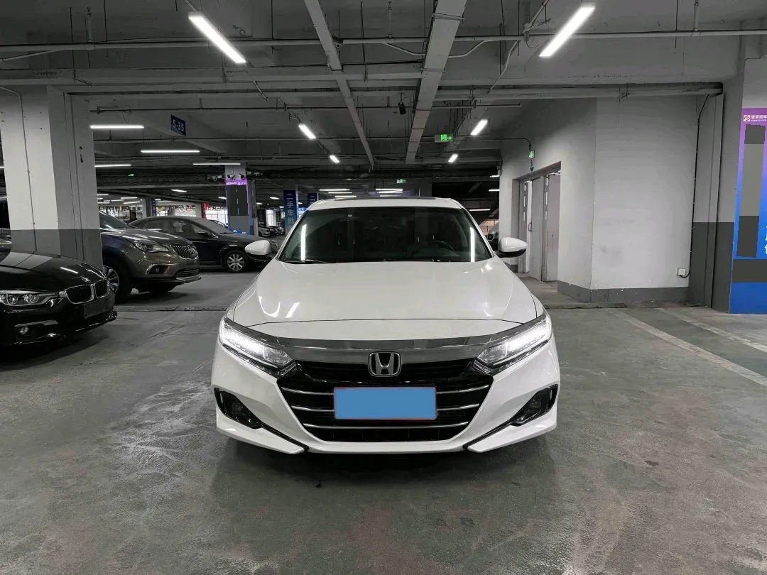 2022 Honda Accord 1.5T 194HP L4 CVT,autocango,china used car exporter,china ev exporter,chinese used car exporter,chinese used ev exporter