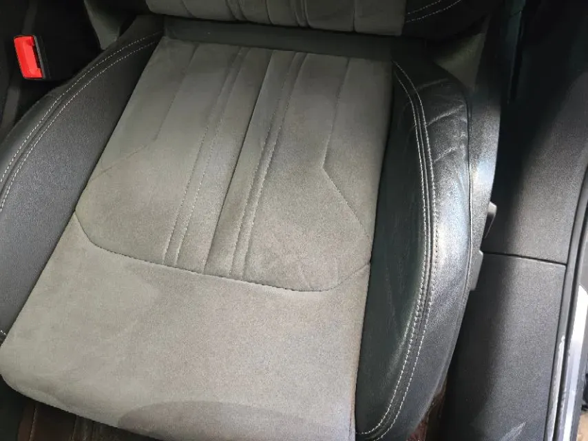 2021 Audi A6L 2.0T 224HP L4 7DCT,autocango,china used car exporter,china ev exporter,chinese used car exporter,chinese used ev exporter