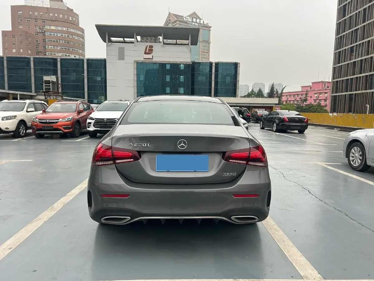2022 Mercedes-Benz A Class 1.3T 163HP L4 7DCT,autocango,china used car exporter,china ev exporter,chinese used car exporter,chinese used ev exporter