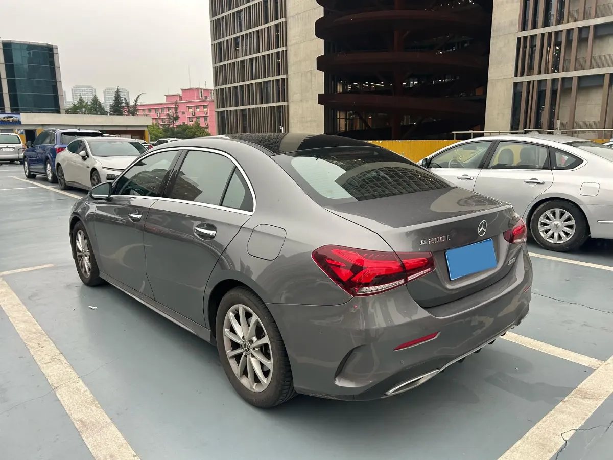 2022 Mercedes-Benz A Class 1.3T 163HP L4 7DCT,autocango,china used car exporter,china ev exporter,chinese used car exporter,chinese used ev exporter