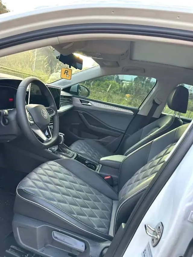2024 Volkswagen Sagitar 1.5T 160HP L4 7DCT,autocango,china used car exporter,china ev exporter,chinese used car exporter,chinese used ev exporter