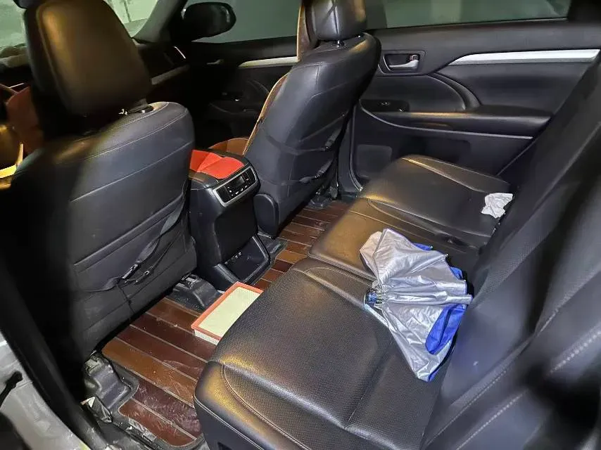 2018 Toyota Highlander 2.0T 220HP L4 6AT,autocango,china used car exporter,china ev exporter,chinese used car exporter,chinese used ev exporter