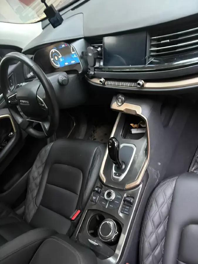 2020 Haval H6 1.5T 169HP L4 7DCT,autocango,china used car exporter,china ev exporter,chinese used car exporter,chinese used ev exporter