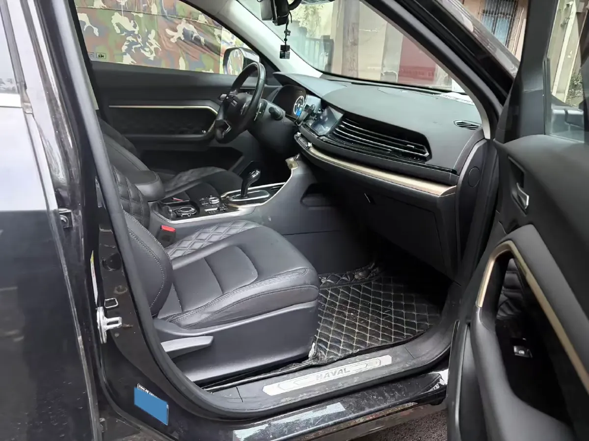 2020 Haval H6 1.5T 169HP L4 7DCT,autocango,china used car exporter,china ev exporter,chinese used car exporter,chinese used ev exporter