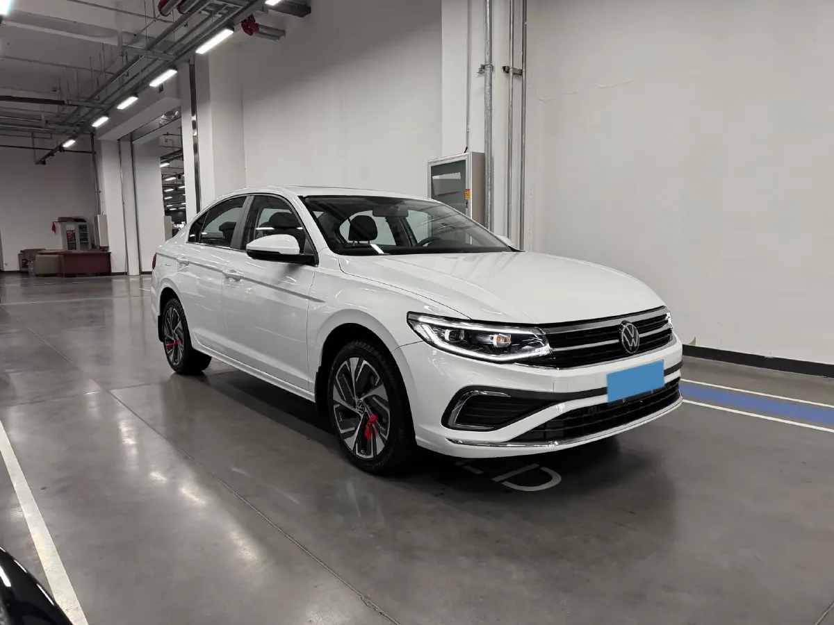 2025 Volkswagen Bora 1.2T 116HP L4 7DCT,autocango,china used car exporter,china ev exporter,chinese used car exporter,chinese used ev exporter