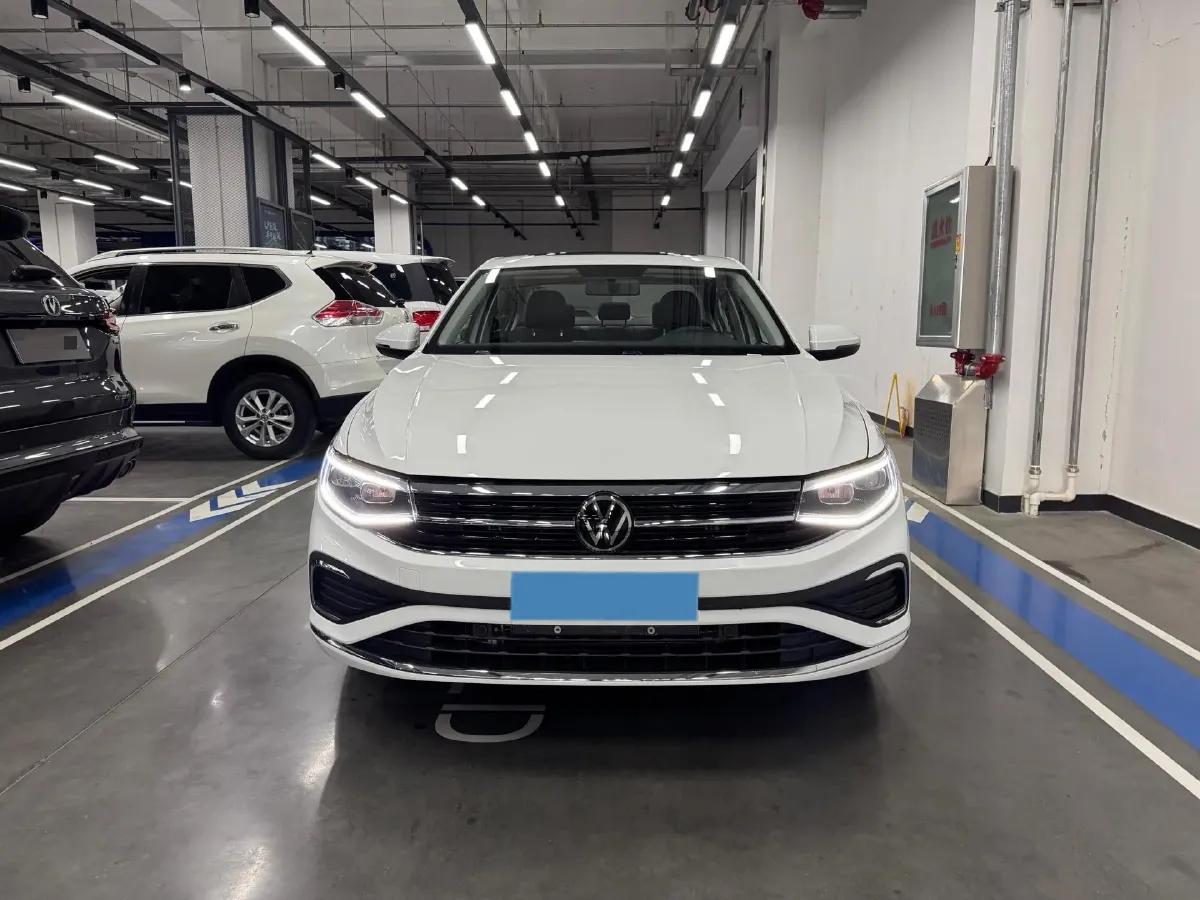 2025 Volkswagen Bora 1.2T 116HP L4 7DCT,autocango,china used car exporter,china ev exporter,chinese used car exporter,chinese used ev exporter