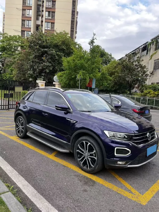 2019 Volkswagen T-Roc 1.4T 150HP L4 7DCT,autocango,china used car exporter,china ev exporter,chinese used car exporter,chinese used ev exporter