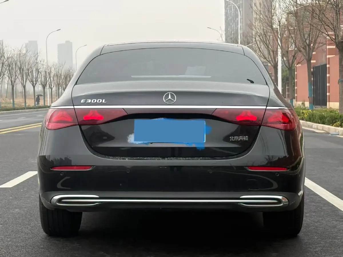 2025 Mercedes-Benz E Class 2.0T 204HP L4 9AT,autocango,china used car exporter,china ev exporter,chinese used car exporter,chinese used ev exporter