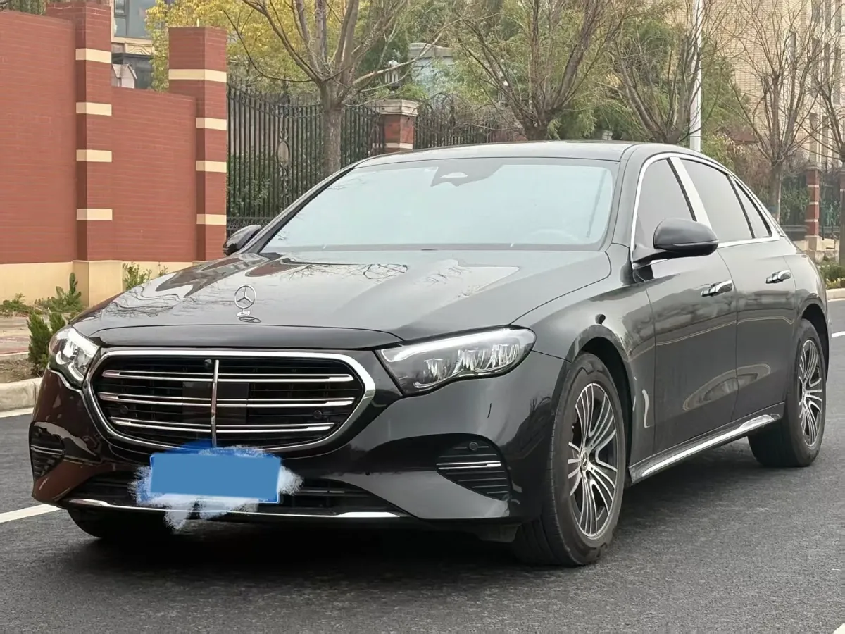 2025 Mercedes-Benz E Class 2.0T 204HP L4 9AT,autocango,china used car exporter,china ev exporter,chinese used car exporter,chinese used ev exporter