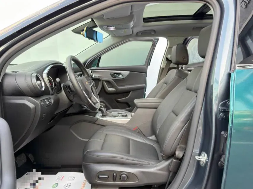 2020 Chevrolet Blazer 2.0T 237HP L4 9AT,autocango,china used car exporter,china ev exporter,chinese used car exporter,chinese used ev exporter