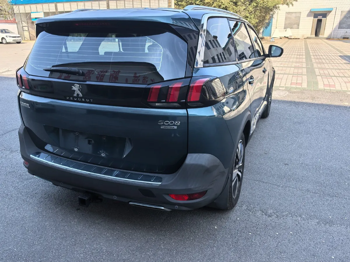 2017 Peugeot 5008 1.8T 204HP L4 6AT,autocango,china used car exporter,china ev exporter,chinese used car exporter,chinese used ev exporter