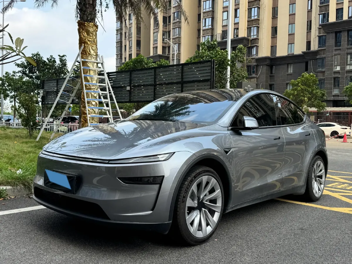 2024 Iveco OuSheng BEV 77.28KWH,autocango,china used car exporter,china ev exporter,chinese used car exporter,chinese used ev exporter