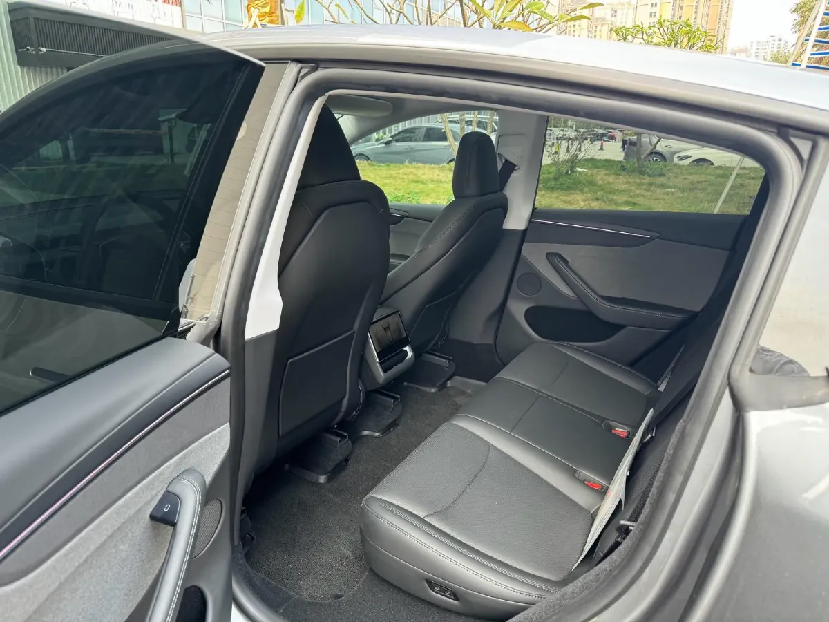 2024 Iveco OuSheng BEV 77.28KWH,autocango,china used car exporter,china ev exporter,chinese used car exporter,chinese used ev exporter