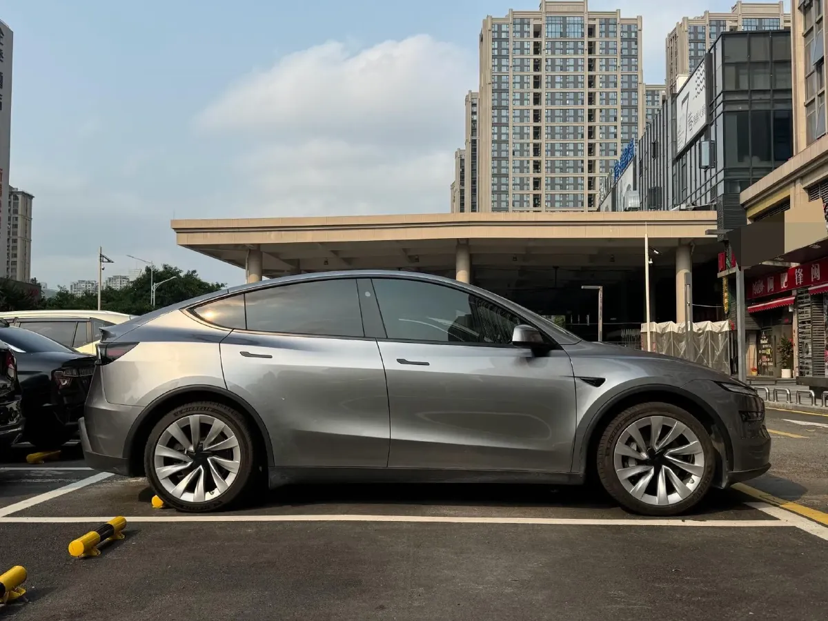 2024 Iveco OuSheng BEV 77.28KWH,autocango,china used car exporter,china ev exporter,chinese used car exporter,chinese used ev exporter