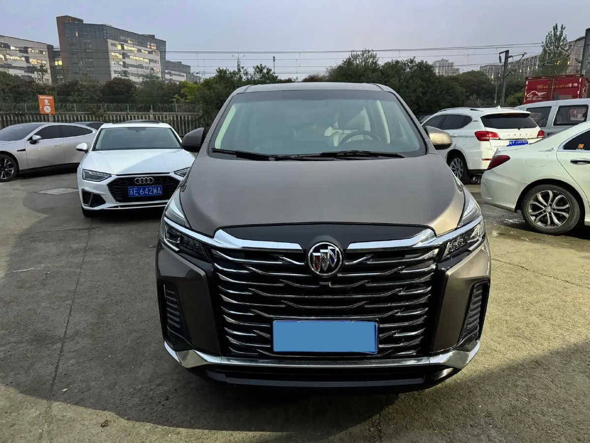 2023 Buick GL8 2.0T 237HP L4 9AT,autocango,china used car exporter,china ev exporter,chinese used car exporter,chinese used ev exporter