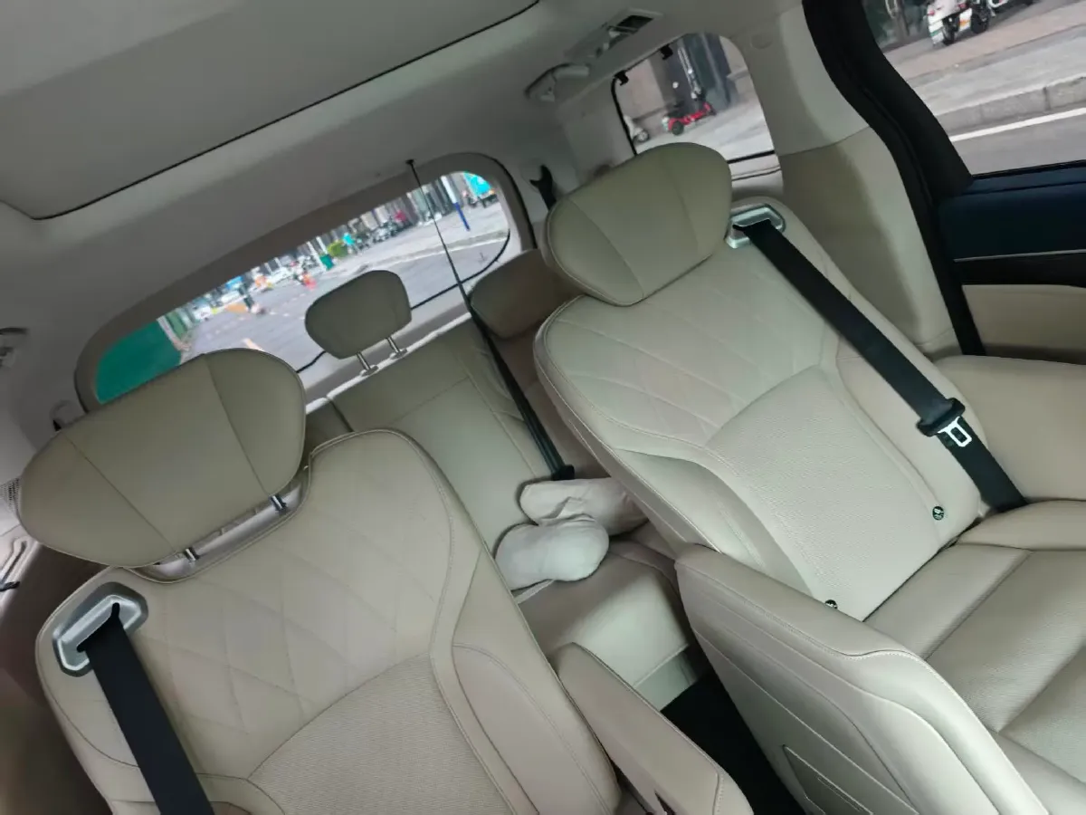 2024 Mercedes-Benz C Class 1.5T 204HP L4 9AT,autocango,china used car exporter,china ev exporter,chinese used car exporter,chinese used ev exporter