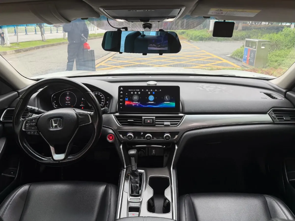 2022 Honda Accord 1.5T 194HP L4 CVT,autocango,china used car exporter,china ev exporter,chinese used car exporter,chinese used ev exporter