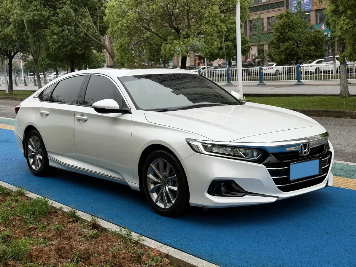 2022 Honda Accord 1.5T 194HP L4 CVT,autocango,china used car exporter,china ev exporter,chinese used car exporter,chinese used ev exporter