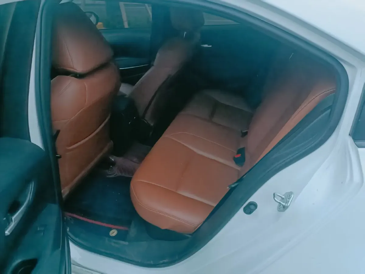 2022 Toyota Corolla 1.8L 98HP L4 E-CVT Hybrid,autocango,china used car exporter,china ev exporter,chinese used car exporter,chinese used ev exporter