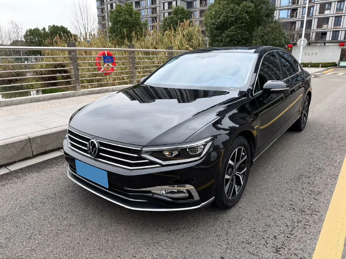 2020 Volkswagen Magotan 1.4T 150HP L4 7DCT,autocango,china used car exporter,china ev exporter,chinese used car exporter,chinese used ev exporter