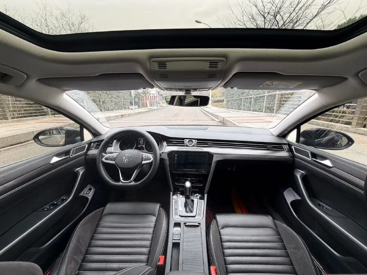 2020 Volkswagen Magotan 1.4T 150HP L4 7DCT,autocango,china used car exporter,china ev exporter,chinese used car exporter,chinese used ev exporter