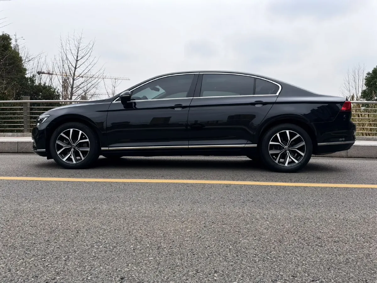 2020 Volkswagen Magotan 1.4T 150HP L4 7DCT,autocango,china used car exporter,china ev exporter,chinese used car exporter,chinese used ev exporter