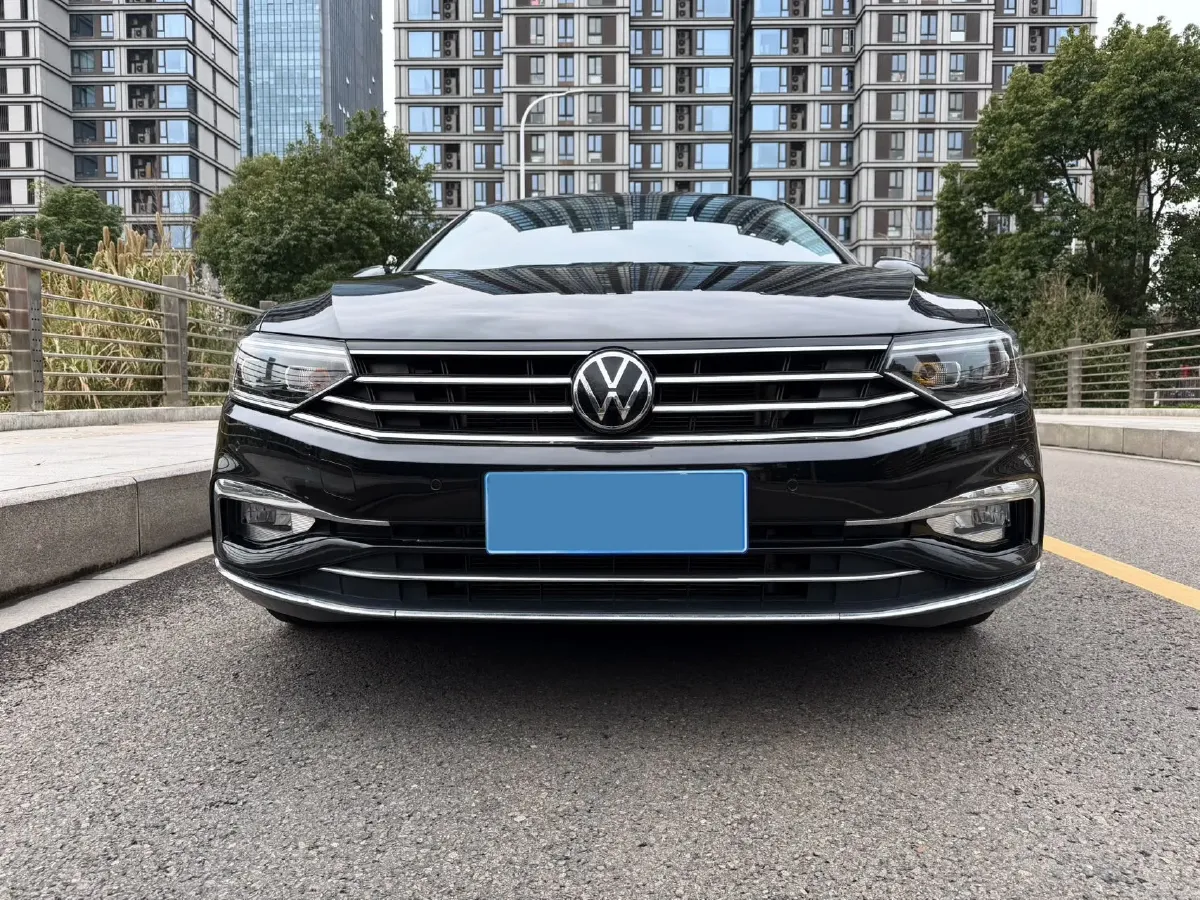 2020 Volkswagen Magotan 1.4T 150HP L4 7DCT,autocango,china used car exporter,china ev exporter,chinese used car exporter,chinese used ev exporter