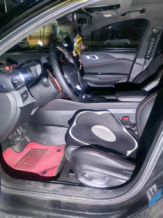 2019 LYNK&CO 01 2.0T 190HP L4 6AT,autocango,china used car exporter,china ev exporter,chinese used car exporter,chinese used ev exporter