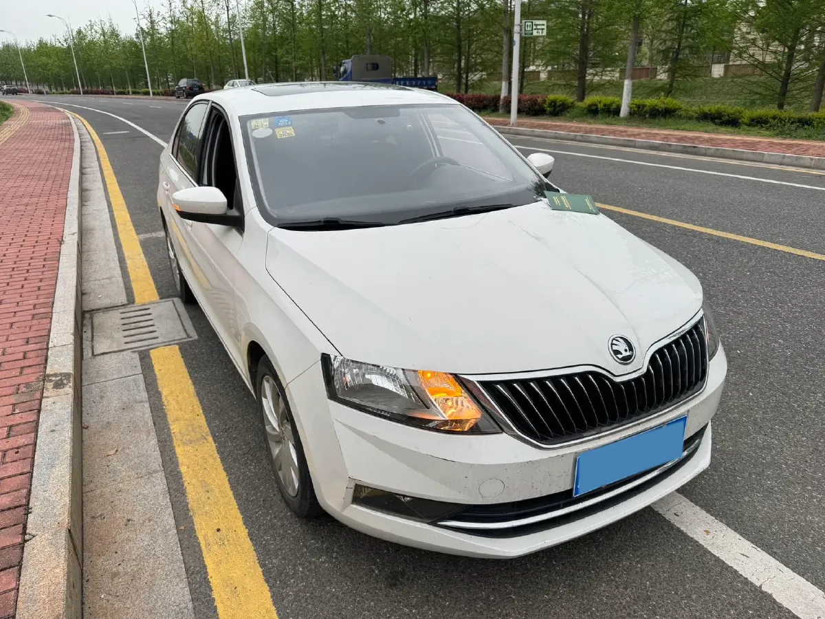 2019 SWM G01 1.5T 156HP L4 6AT,autocango,china used car exporter,china ev exporter,chinese used car exporter,chinese used ev exporter