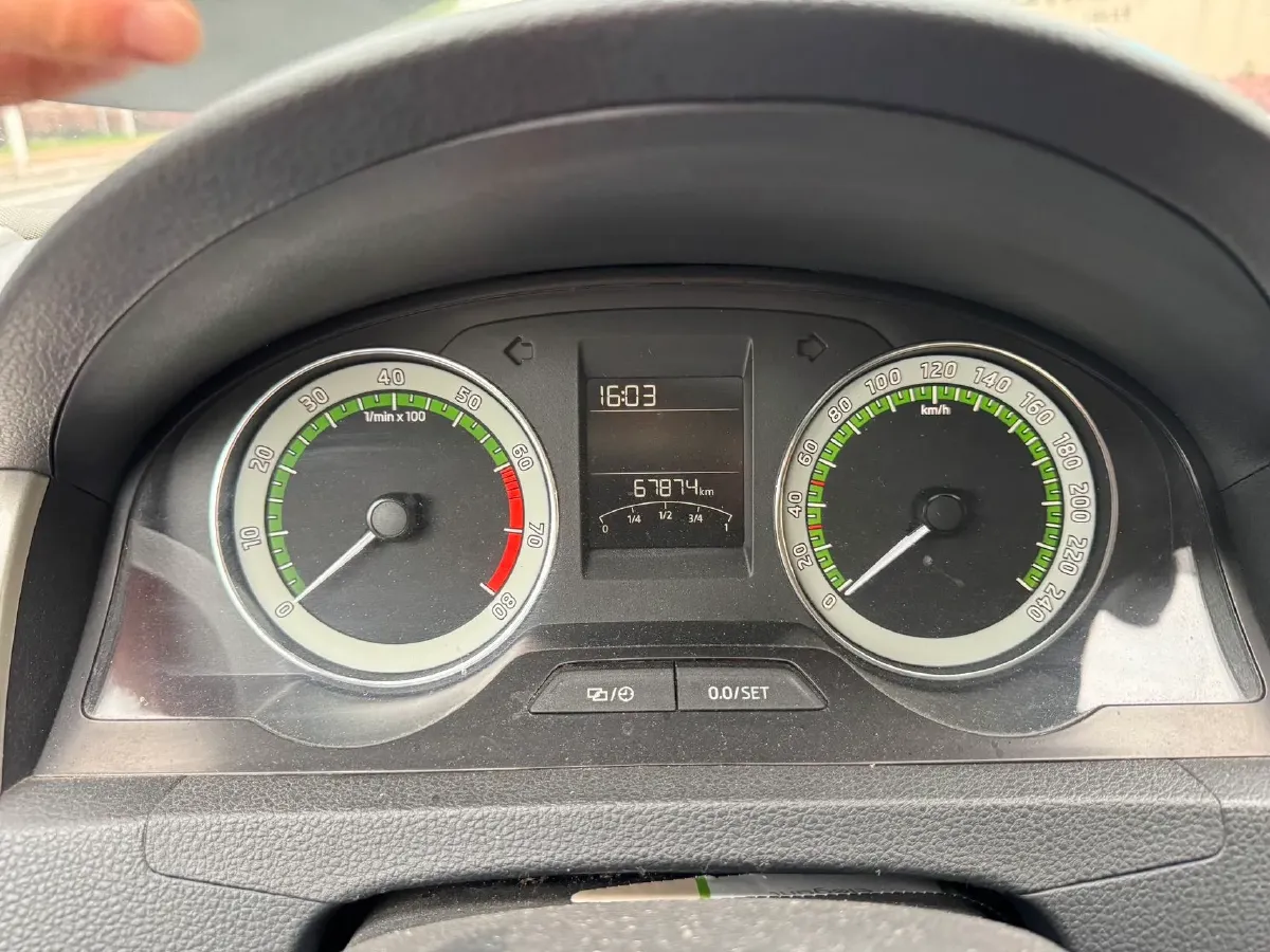 2019 SWM G01 1.5T 156HP L4 6AT,autocango,china used car exporter,china ev exporter,chinese used car exporter,chinese used ev exporter