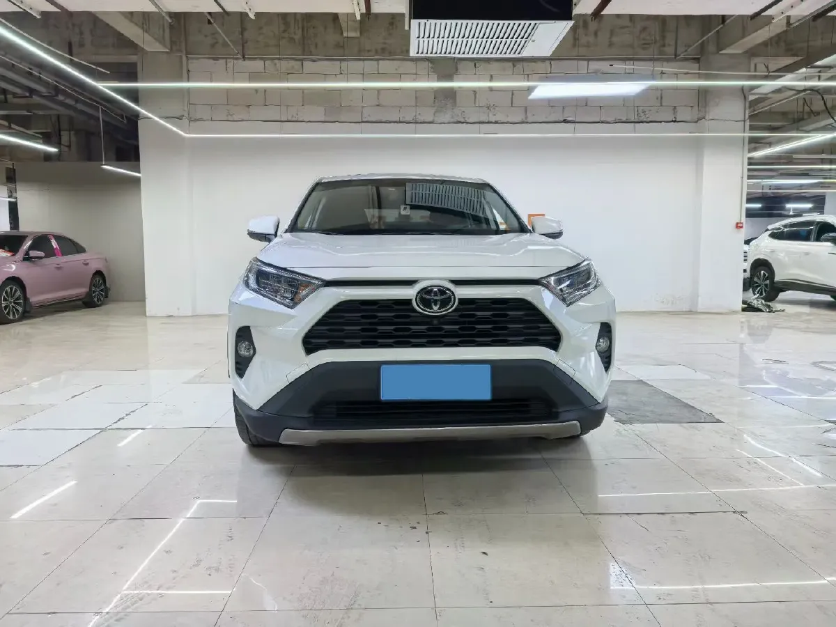 2022 Toyota RAV4 2.0L 171HP L4 CVT,autocango,china used car exporter,china ev exporter,chinese used car exporter,chinese used ev exporter