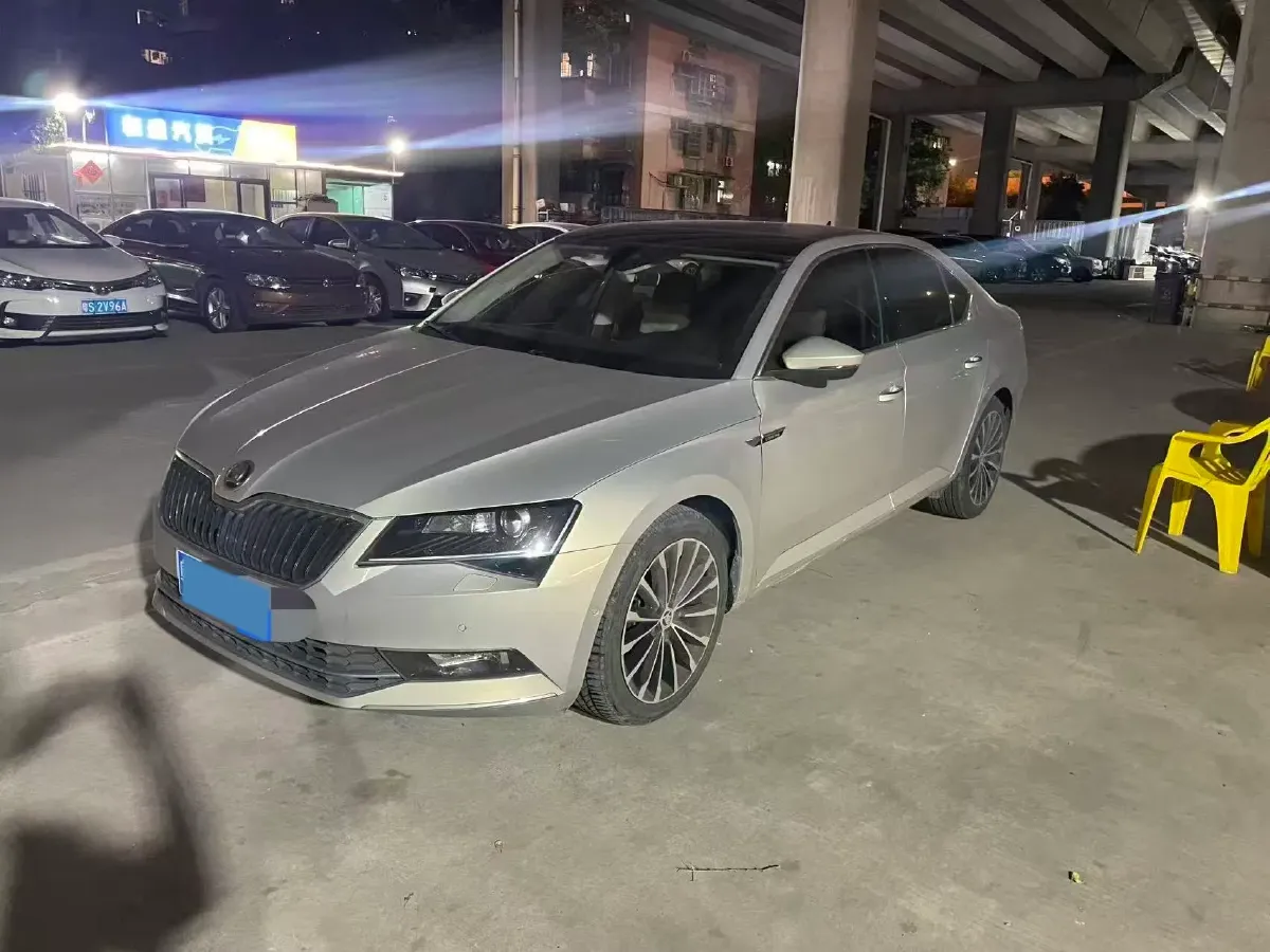 2019 Honda CR-V 2.0L 146HP L4 E-CVT Hybrid,autocango,china used car exporter,china ev exporter,chinese used car exporter,chinese used ev exporter