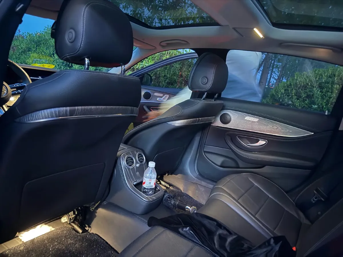 2022 Mercedes-Benz E Class 2.0T 258HP L4 9AT,autocango,china used car exporter,china ev exporter,chinese used car exporter,chinese used ev exporter