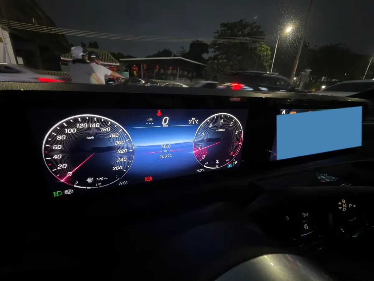 2023 Mercedes-Benz A Class 1.3T 136HP L4 7DCT,autocango,china used car exporter,china ev exporter,chinese used car exporter,chinese used ev exporter