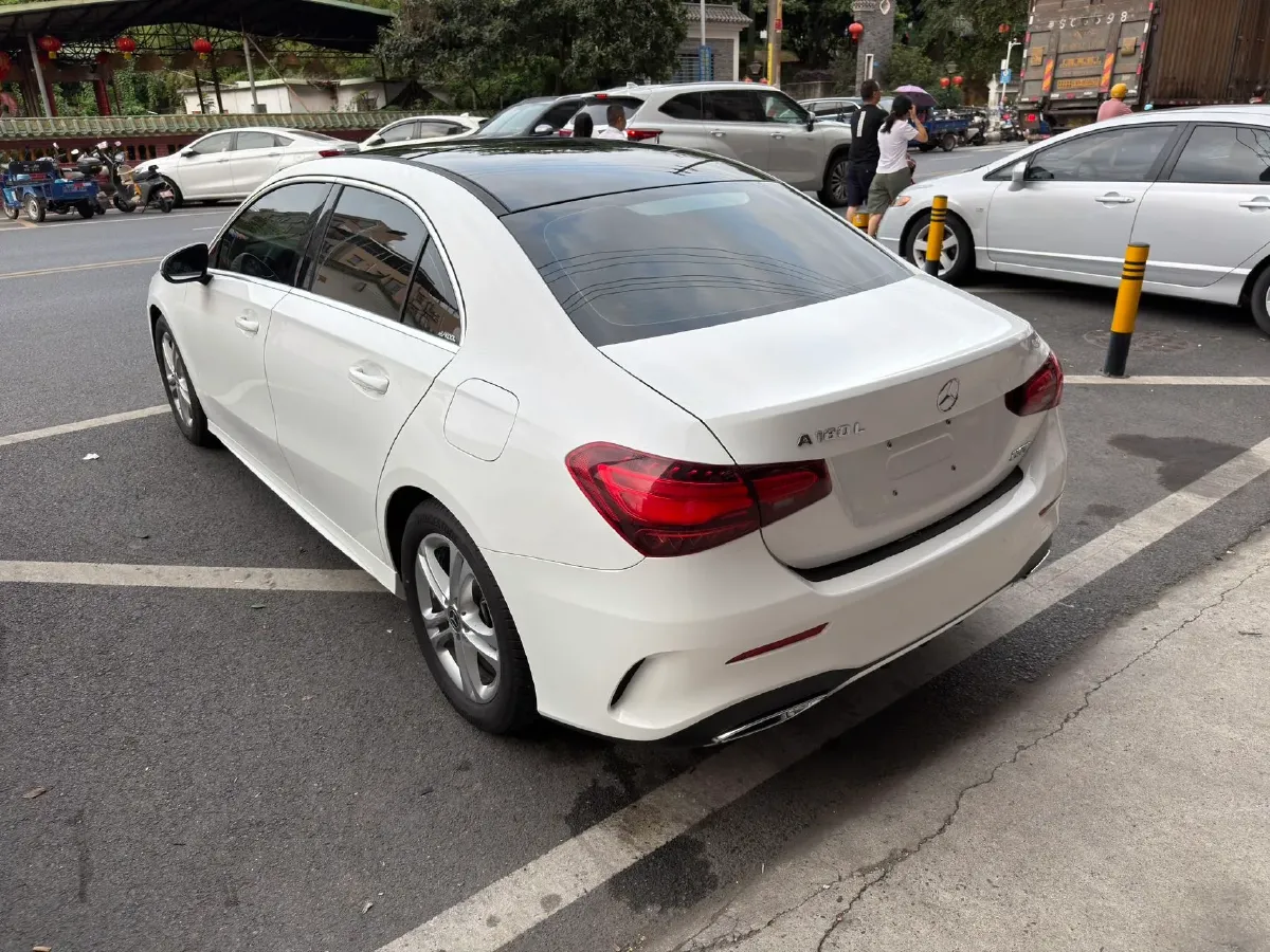 2023 Mercedes-Benz A Class 1.3T 136HP L4 7DCT,autocango,china used car exporter,china ev exporter,chinese used car exporter,chinese used ev exporter