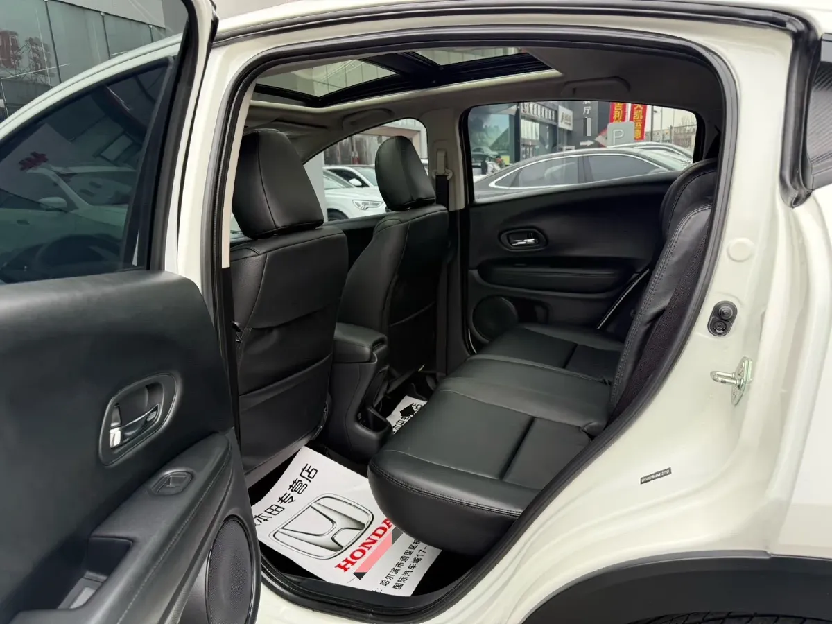 2022 Honda Vezel 1.5L 131HP L4 CVT,autocango,china used car exporter,china ev exporter,chinese used car exporter,chinese used ev exporter