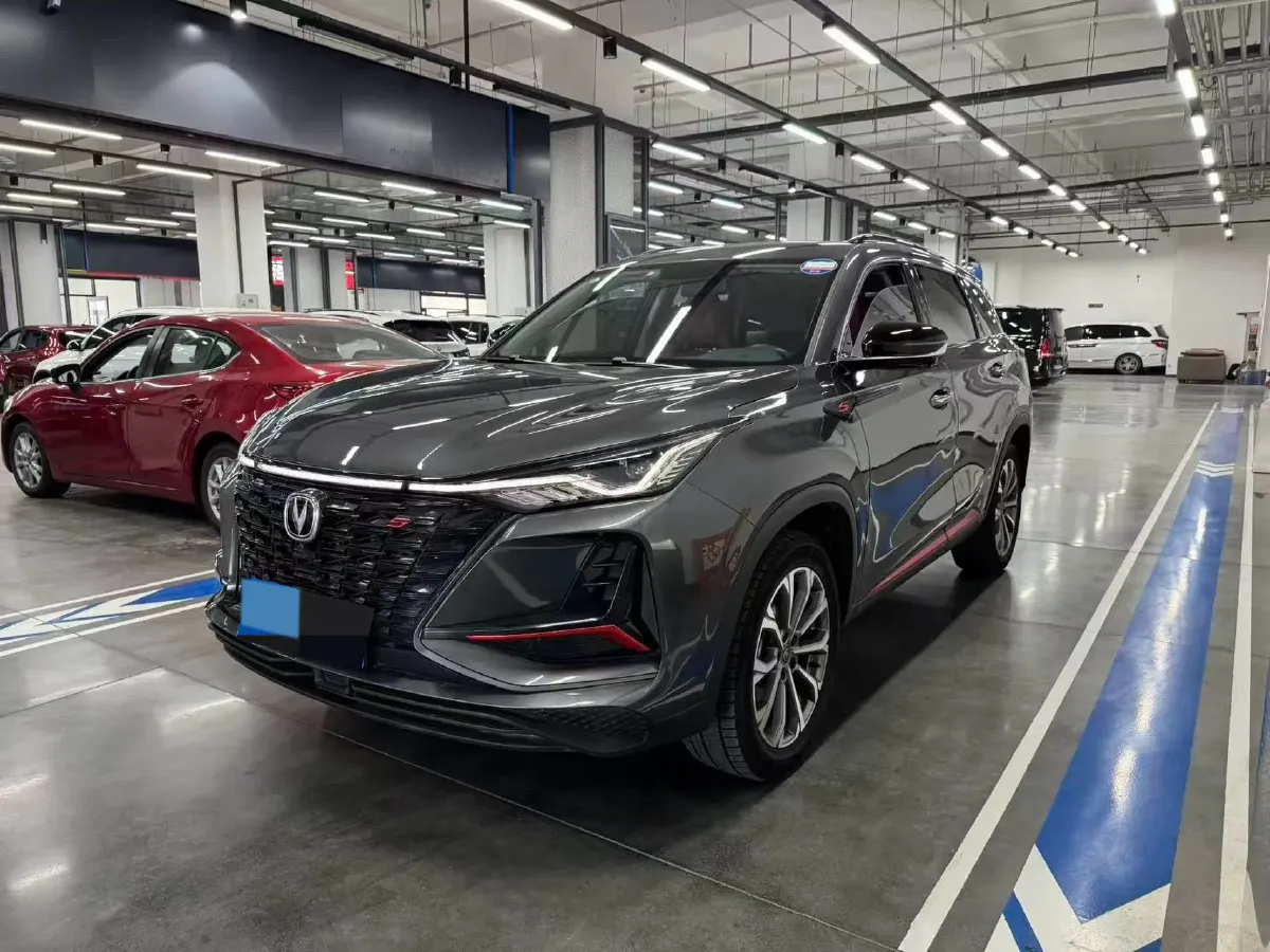 2022 ChangAn CS75 Plus 2.0T 233HP L4 8AT,autocango,china used car exporter,china ev exporter,chinese used car exporter,chinese used ev exporter