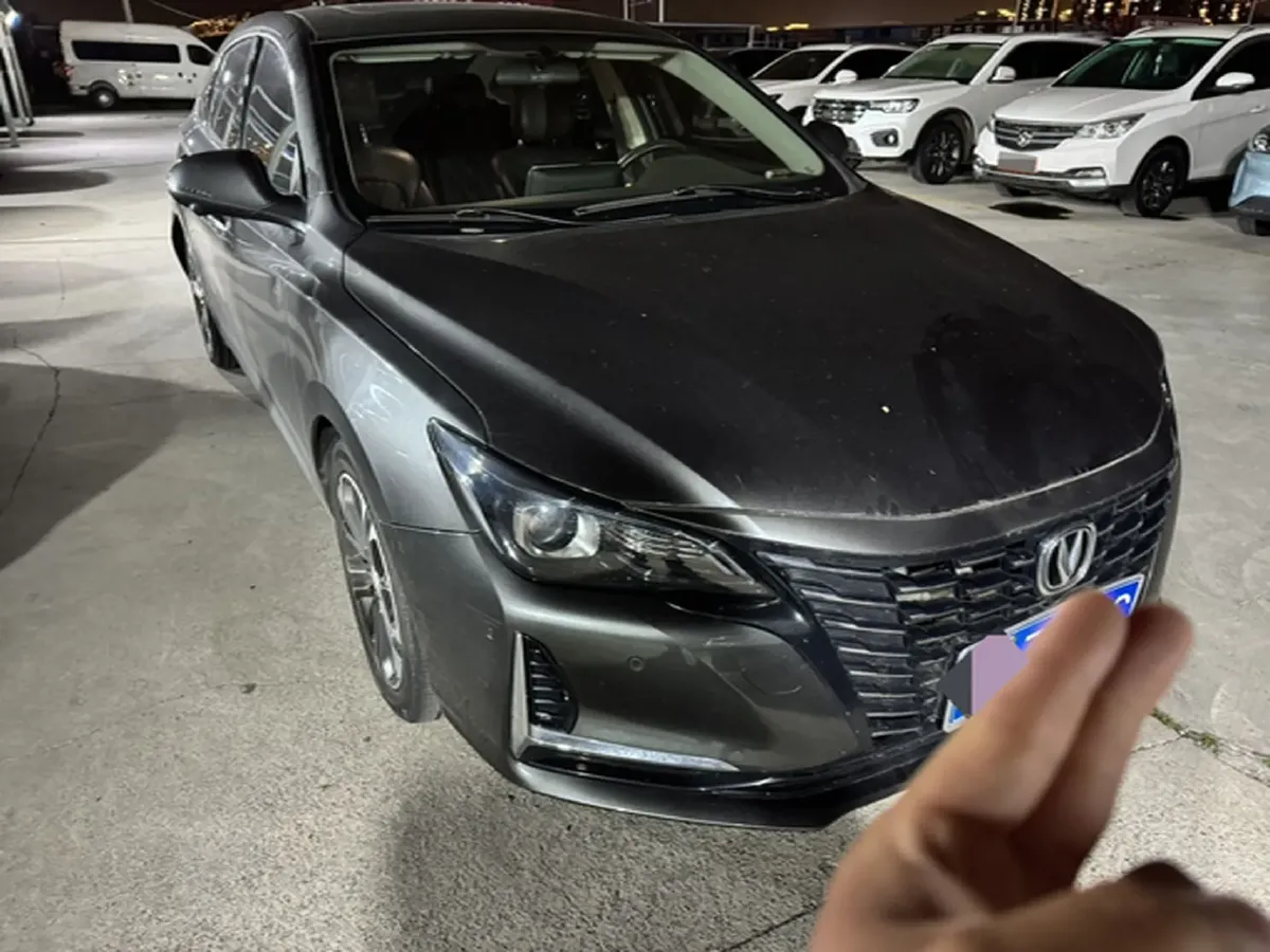 2022 ChangAn Raeton CC 1.5T 188HP L4 7DCT,autocango,china used car exporter,china ev exporter,chinese used car exporter,chinese used ev exporter