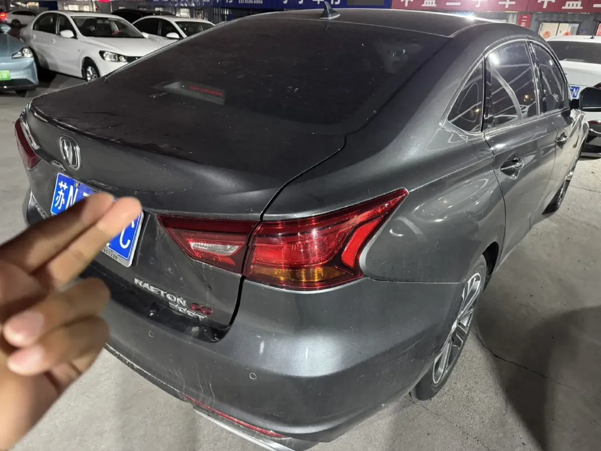 2022 ChangAn Raeton CC 1.5T 188HP L4 7DCT,autocango,china used car exporter,china ev exporter,chinese used car exporter,chinese used ev exporter