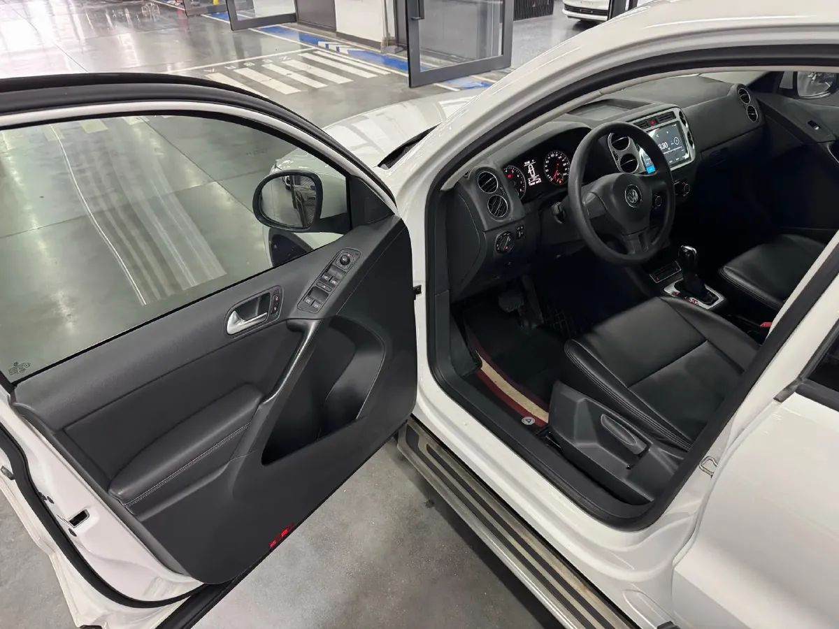 2017 MAXUS T60 2.0T 224HP L4 6AT,autocango,china used car exporter,china ev exporter,chinese used car exporter,chinese used ev exporter