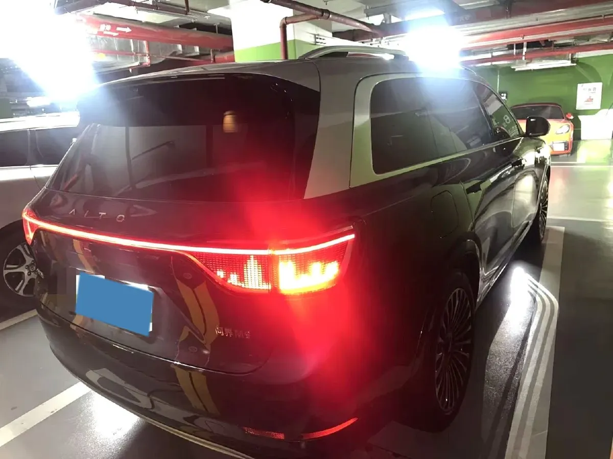 2024 AITO AITO M9 1.5T 152HP L4 REEV 52KWH,autocango,china used car exporter,china ev exporter,chinese used car exporter,chinese used ev exporter