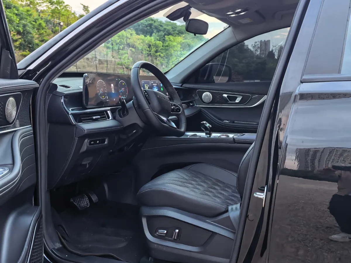 2025 Chery Tiggo 7 Plus 1.6T 197HP L4 7DCT,autocango,china used car exporter,china ev exporter,chinese used car exporter,chinese used ev exporter