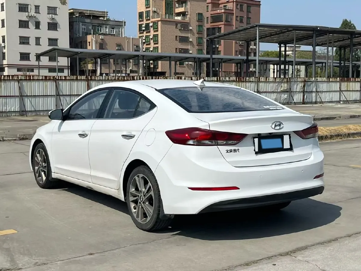 2016 Hyundai Elantra 1.6L 130HP L4 6AT,autocango,china used car exporter,china ev exporter,chinese used car exporter,chinese used ev exporter
