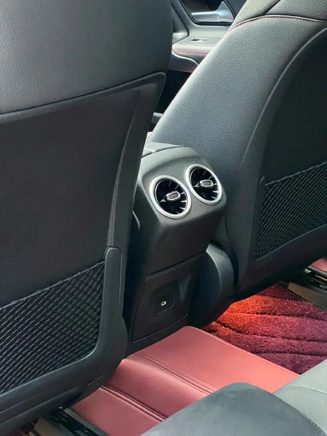 2025 Mercedes-Benz A Class 1.3T 163HP L4 7DCT,autocango,china used car exporter,china ev exporter,chinese used car exporter,chinese used ev exporter