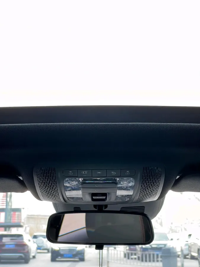 2025 Mercedes-Benz A Class 1.3T 163HP L4 7DCT,autocango,china used car exporter,china ev exporter,chinese used car exporter,chinese used ev exporter