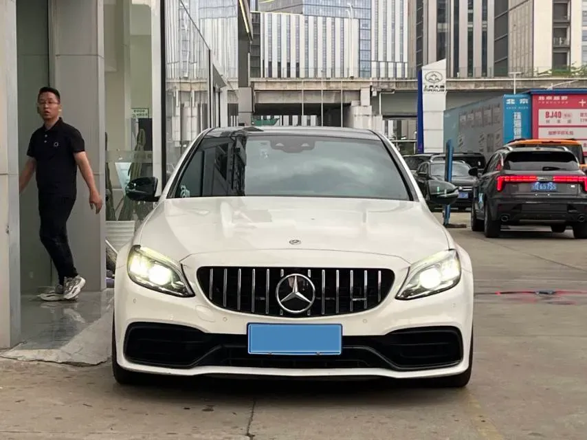 2021 Mercedes-Benz C AMG 4.0T 476HP V8 9AT,autocango,china used car exporter,china ev exporter,chinese used car exporter,chinese used ev exporter