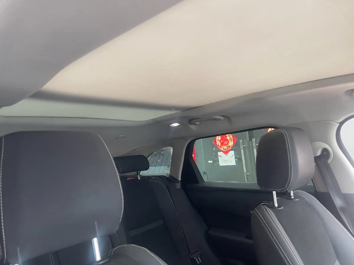 2023 Land Rover Range Rover Velar 2.0T 250HP L4 8AT,autocango,china used car exporter,china ev exporter,chinese used car exporter,chinese used ev exporter